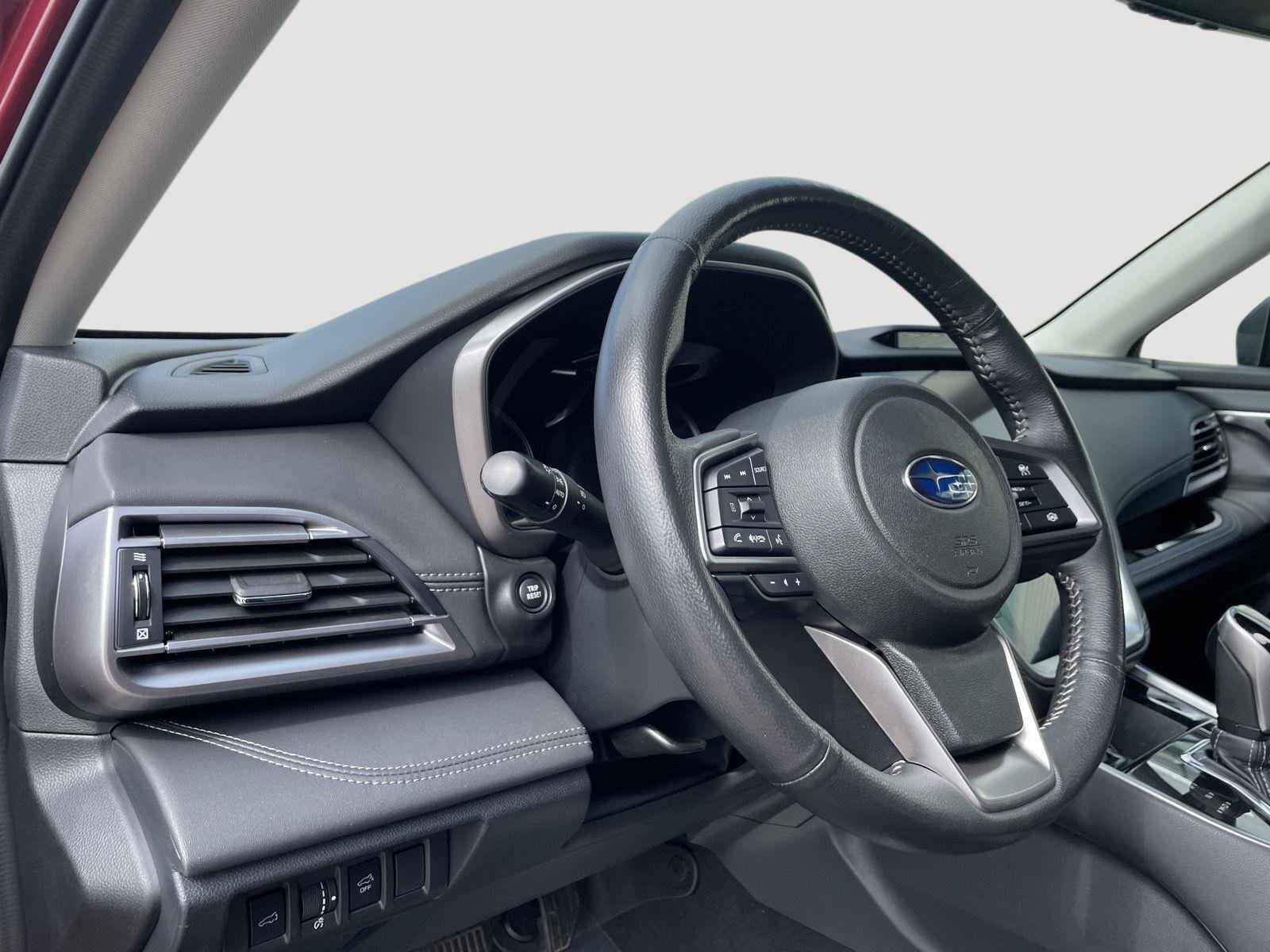Used 2025 Subaru Outback Limited XT AWD/4WD image 25