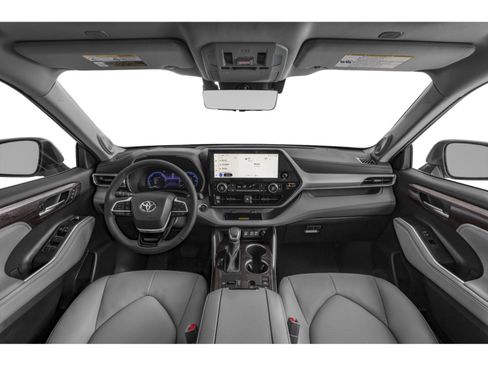 New 2026 Toyota Highlander Platinum AWD/4WD image 7