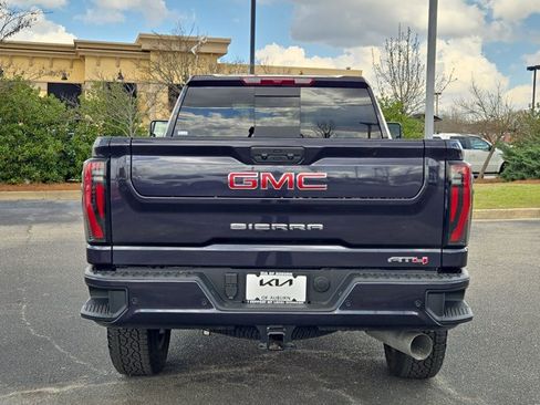 Used 2026 GMC Sierra 2500 AT4 image 7
