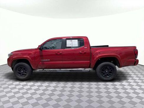 Used 2022 Toyota Tacoma SR5 w/ Technology Package RWD image 6