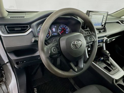 Used 2019 Toyota RAV4 XLE w/ Convenience Package AWD/4WD image 11