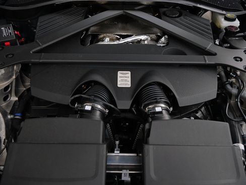 New 2026 Aston Martin V8 Vantage image 26
