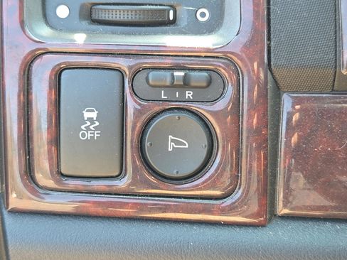 Used 2011 Honda CR-V EX image 24