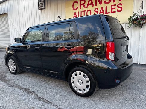 Used 2012 Scion xB image 9