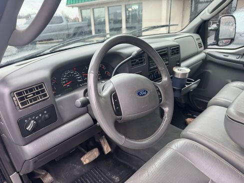 Used 2003 Ford F250 Lariat image 9