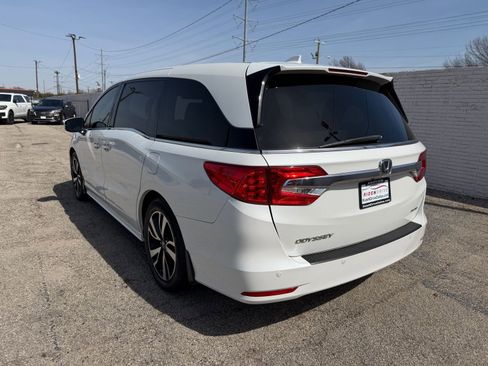 Used 2020 Honda Odyssey Elite image 4