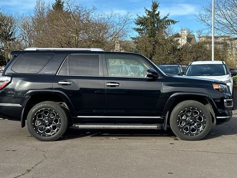 Used 2018 Toyota 4Runner Limited image 8
