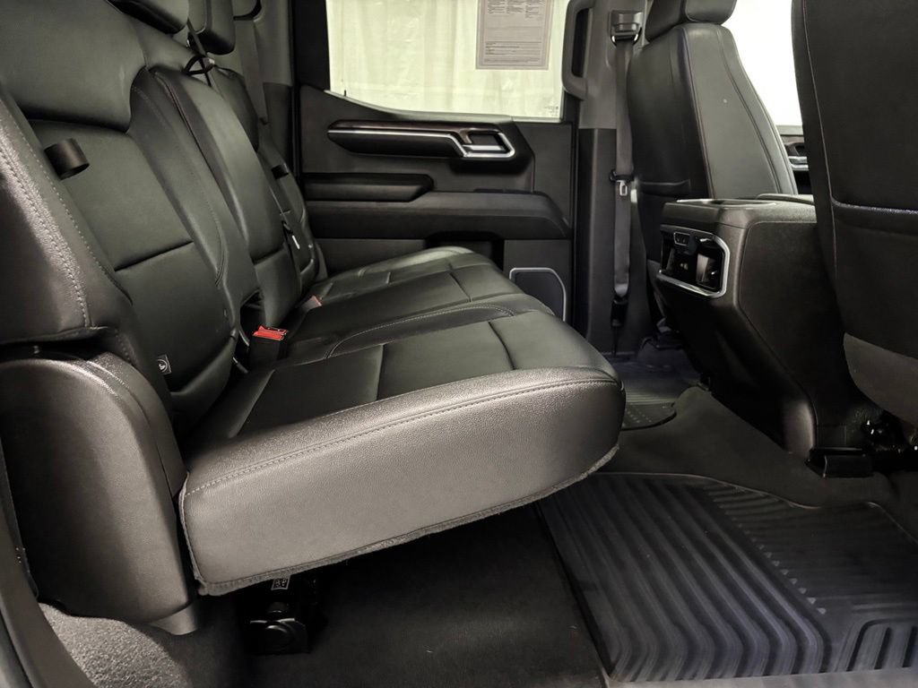 Used 2023 Chevrolet Silverado 1500 LTZ w/ LTZ Premium Package AWD/4WD image 49