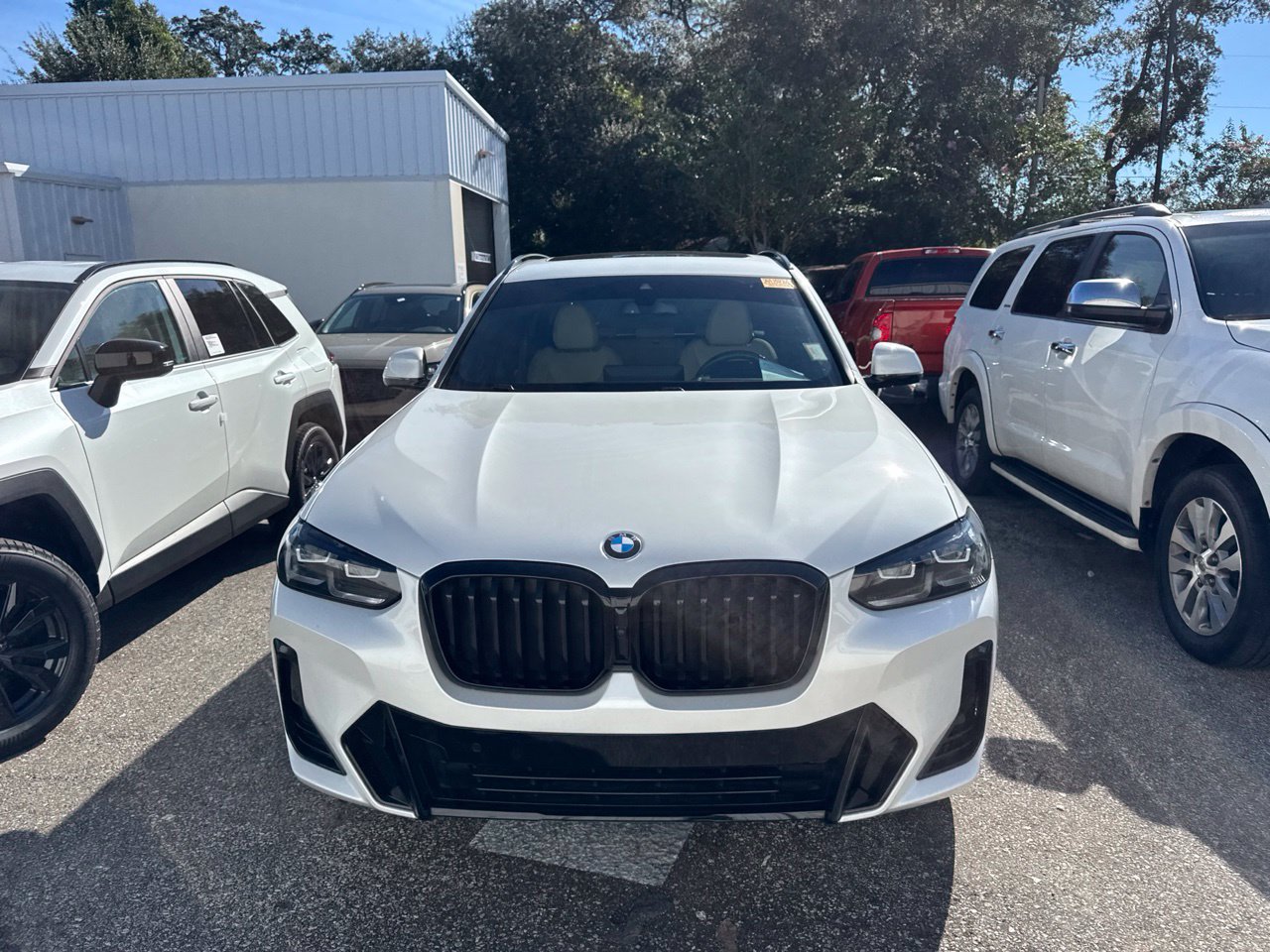 Used 2023 BMW X3 sDrive30i w/ M Sport Package RWD image 2