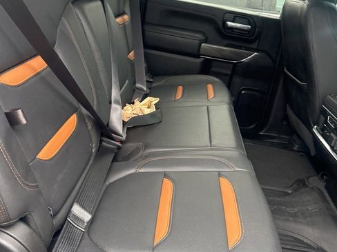 Used 2021 GMC Sierra 2500 AT4 w/ AT4 Premium Plus Package image 8