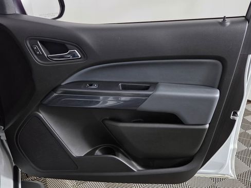 Used 2018 Chevrolet Colorado Z71 image 29