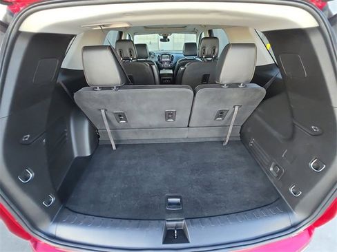 Used 2018 Chevrolet Traverse Premier image 17