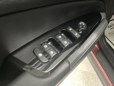 Used 2023 Kia Sportage X-Line AWD/4WD image 17