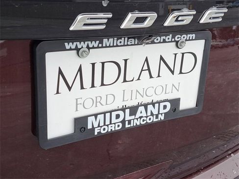 Certified 2022 Ford Edge SEL w/ Convenience Package image 8