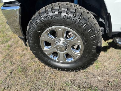 Used 2024 RAM 2500 Big Horn w/ Off Road Package AWD/4WD image 15