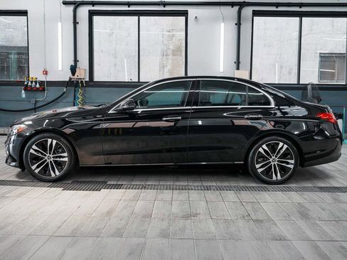 Used 2022 Mercedes-Benz C 300 4MATIC Sedan image 4