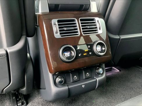 Used 2021 Land Rover Range Rover P525 Westminster Edition image 31
