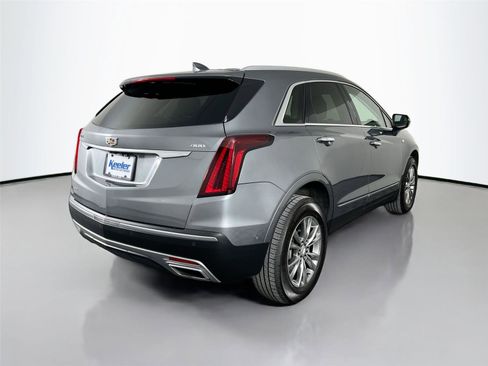 Used 2022 Cadillac XT5 Premium Luxury w/ Technology Package image 6