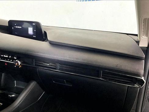 Used 2025 MAZDA MAZDA3 s FWD image 12