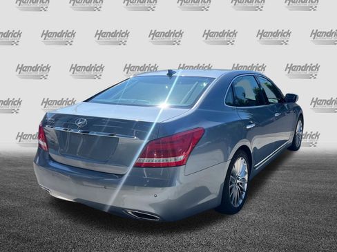 Used 2014 Hyundai Equus Signature RWD image 10