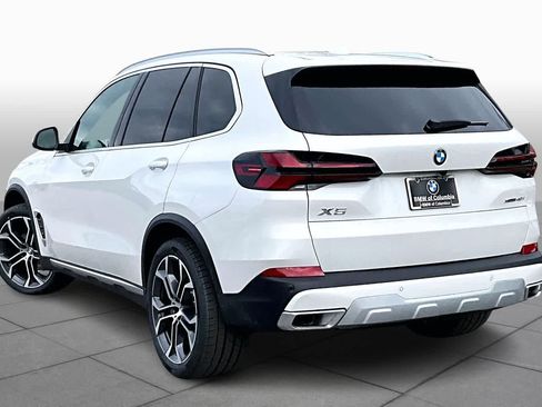 New 2026 BMW X5 xDrive40i w/ M Sport Package AWD/4WD image 12