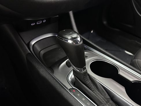 Used 2020 Chevrolet Malibu LT FWD image 15