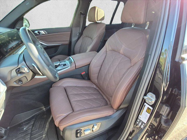 Used 2026 BMW X5 xDrive40i w/ M Sport Package AWD/4WD image 12