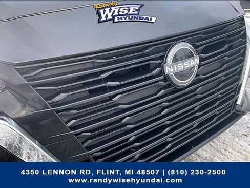 Used 2024 Nissan Altima 2.5 SV image 31