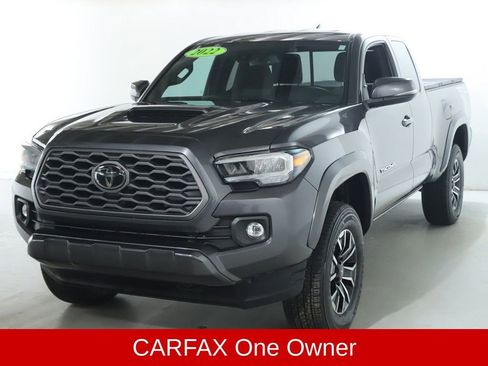 Used 2022 Toyota Tacoma TRD Sport image 5
