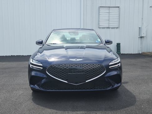 Used 2023 Genesis G70 2.0T AWD/4WD image 8