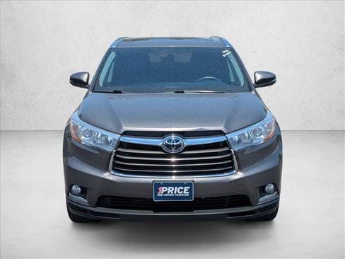 Used 2016 Toyota Highlander Limited Platinum AWD/4WD image 2