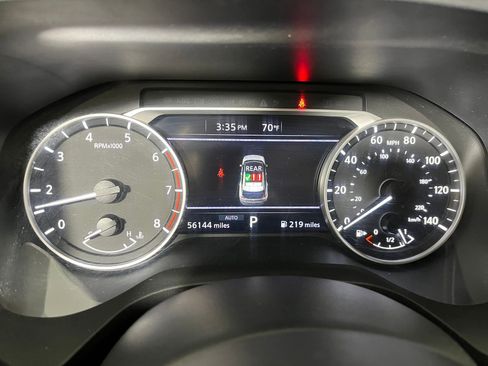 Used 2023 Nissan Rogue SV image 14