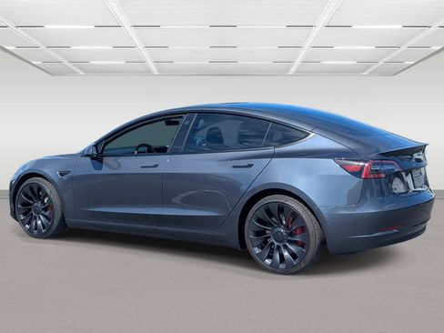 Used 2023 Tesla Model 3 Performance image 3