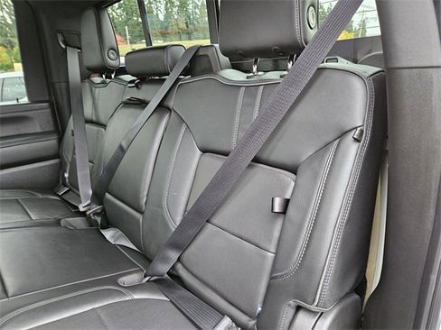 Used 2020 Chevrolet Silverado 2500 High Country image 14