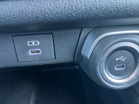 Used 2024 Toyota Grand Highlander AWD Hybrid image 29