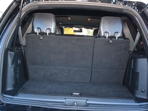 Used 2016 Ford Expedition Limited image 12