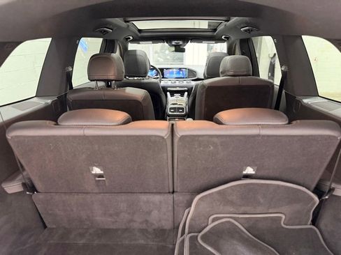 Used 2026 Mercedes-Benz GLS 450 4MATIC image 57