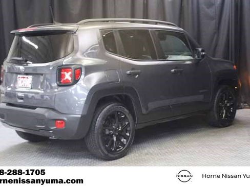 Used 2022 Jeep Renegade Altitude image 13