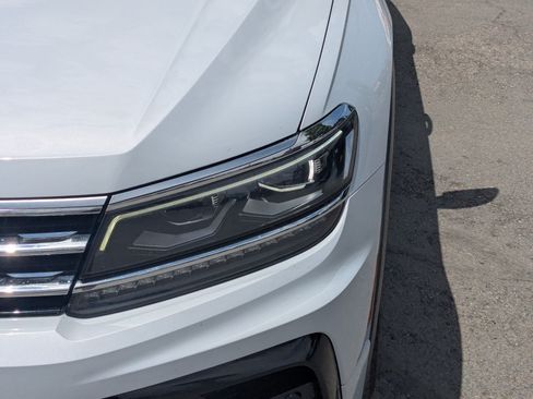 Used 2019 Volkswagen Tiguan SEL Premium R-Line AWD/4WD image 13