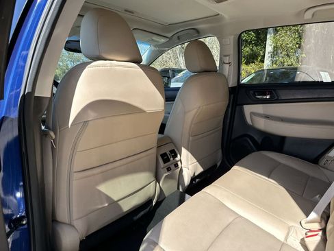 Used 2016 Subaru Outback 2.5i Limited image 9
