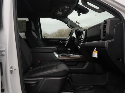 New 2026 GMC Sierra 1500 Elevation w/ Elevation Premium Package image 7