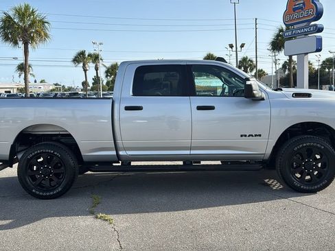 Used 2026 RAM 2500 Big Horn AWD/4WD image 6