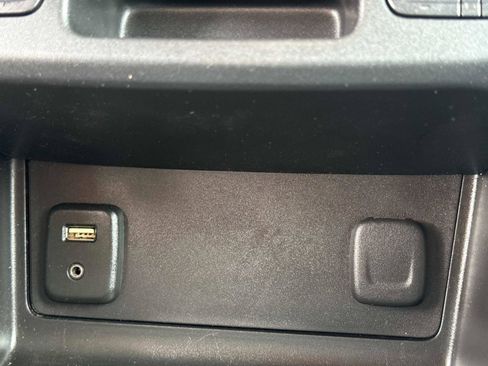 Used 2016 Chevrolet Colorado Z71 image 25