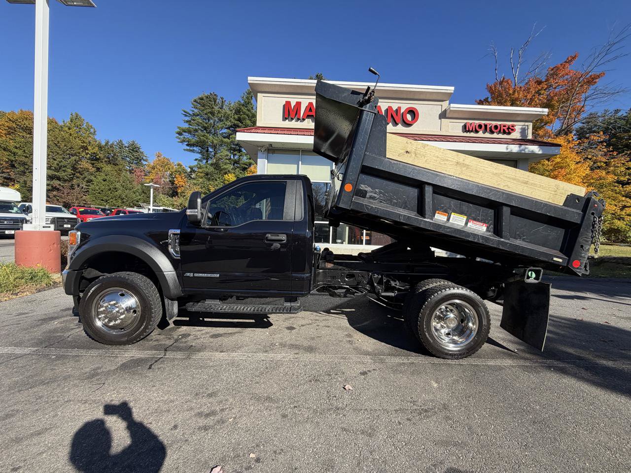 Used 2022 Ford F550 4x4 Regular Cab Super Duty image 9