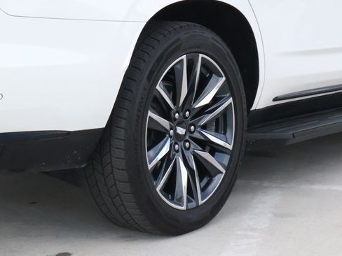 Used 2021 Cadillac Escalade Sport w/ Driver Assist Tech Package image 12