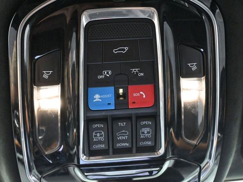 Used 2023 Jeep Grand Cherokee L Summit AWD/4WD image 31