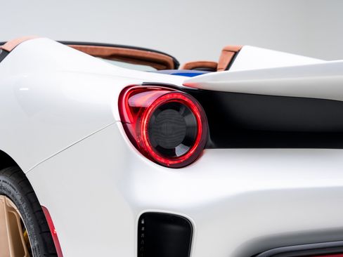 Used 2020 Ferrari 488 Pista Spider image 49