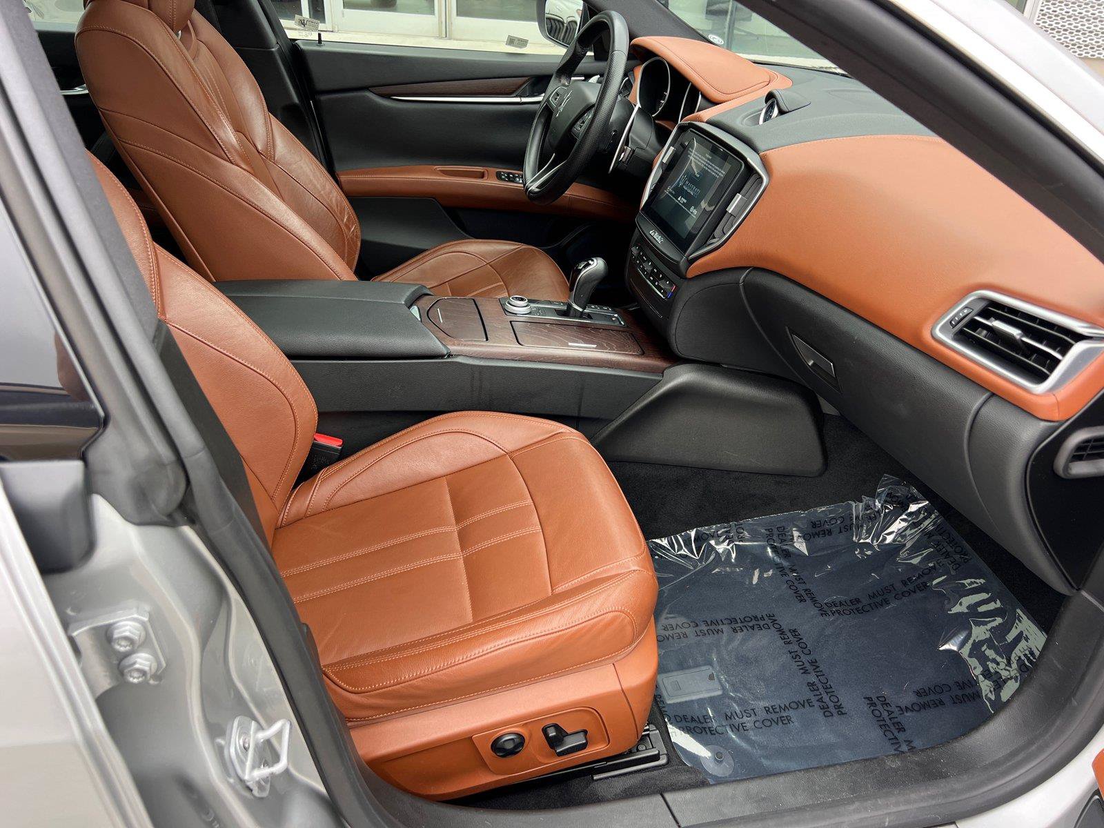 Used 2017 Maserati Ghibli S RWD image 13