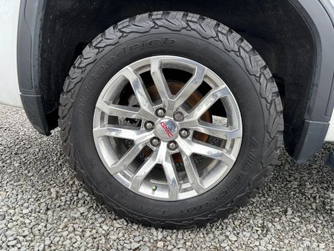 Used 2021 GMC Sierra 1500 SLT w/ SLT Premium Package AWD/4WD image 9