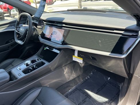 New 2025 Jeep Wagoneer S Limited image 14